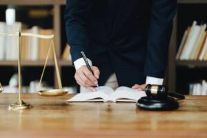 SLIP AND FALL LAWYER IN SPRINGFIELD
